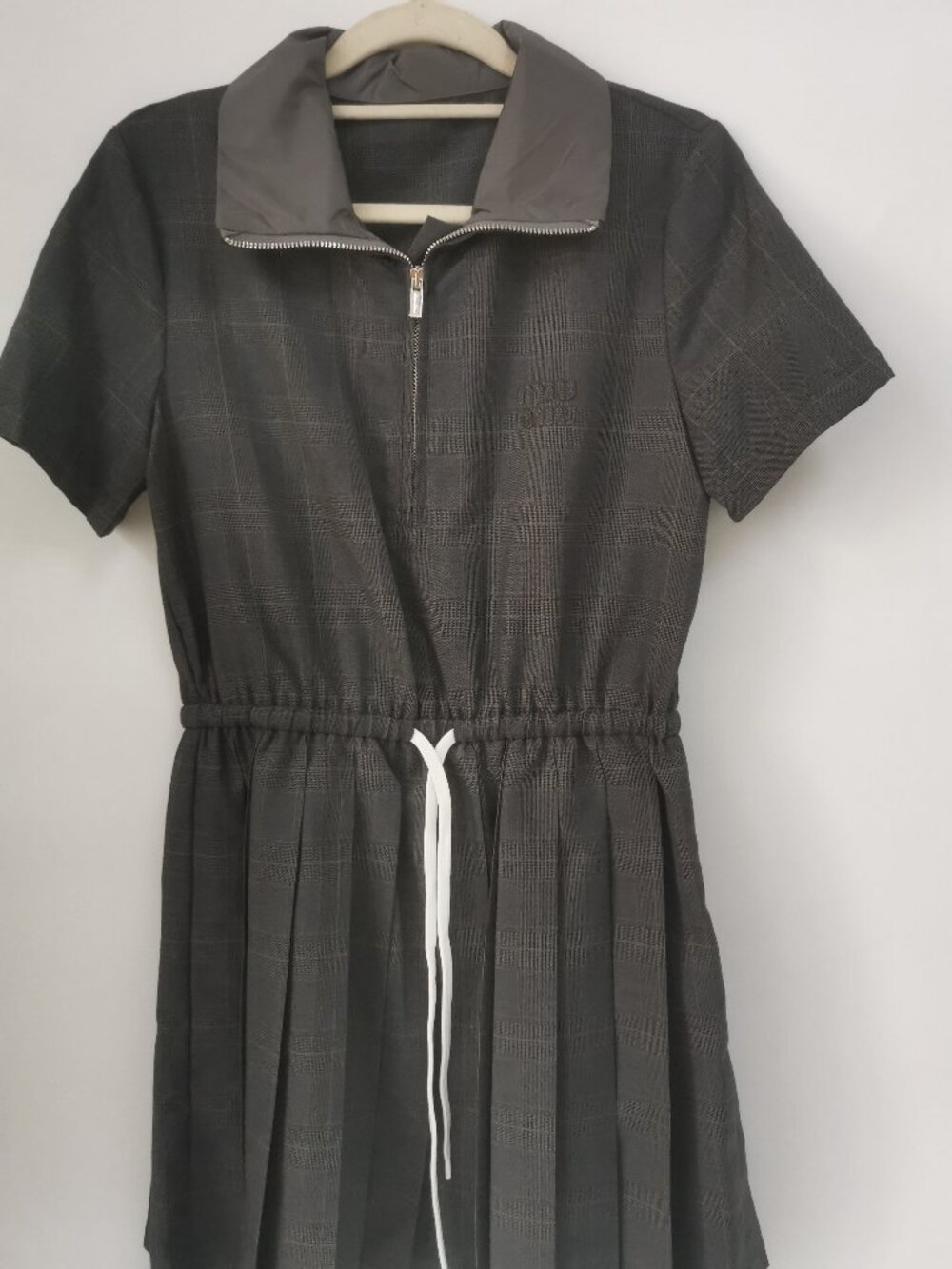 MIU MIU Women's Pleated Dress Grey Dress 2026 Summer New Style